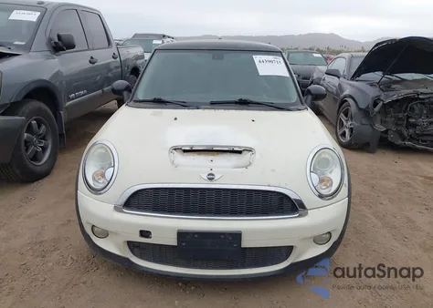2010 Mini Cooper S z USA, uszkodzony, nr VIN WMWMF7C56ATW89409